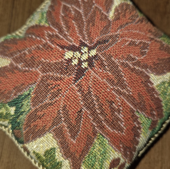 Vintage Tapestry Poinsettia Pillow Hanging With Tassel - Picture 4 of 4